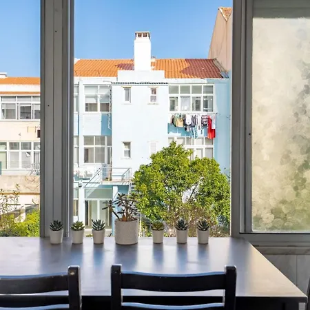 Best Room In Lisbon-2